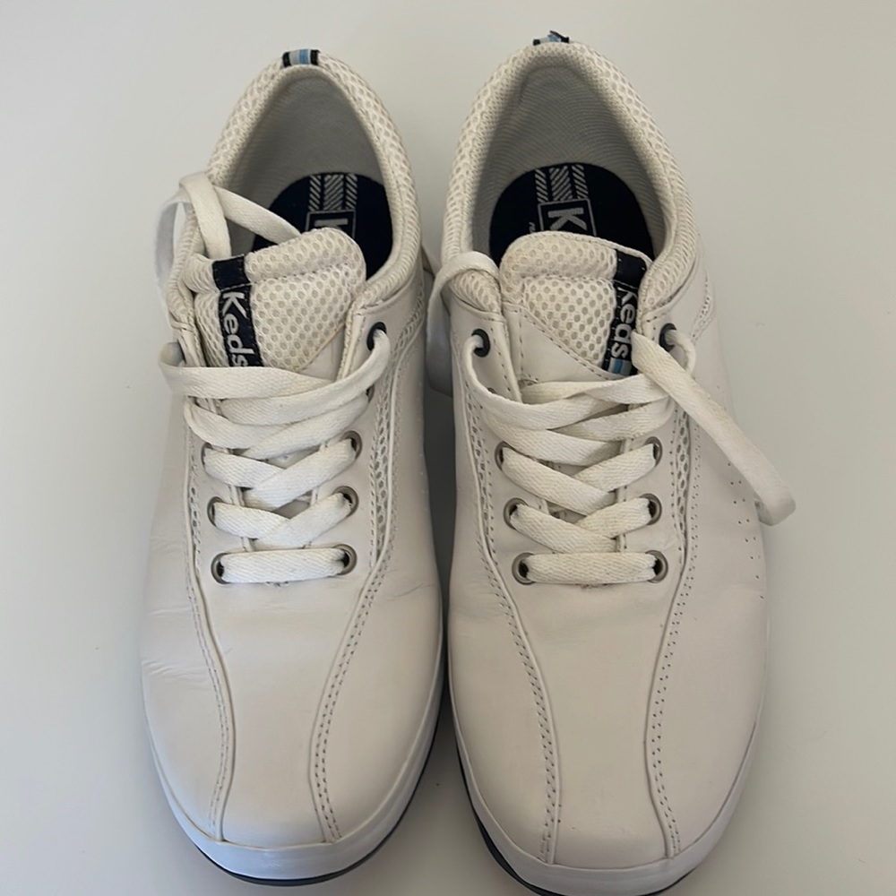 Keds white leather sneakers NWOB size 9 never worn cute, supportive and comfy